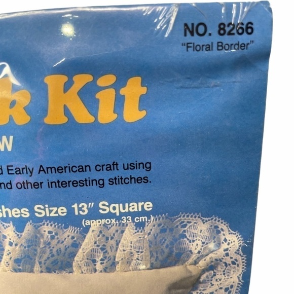 VTG Creative Moments Floral Border Candlewick Kit Lace Edged Pillow Needlepoint - Picture 3 of 7